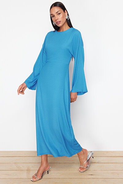 Trendyol Modest Rochie albastră tricotată cu mâneci spaniole/TCTSS23EB00210