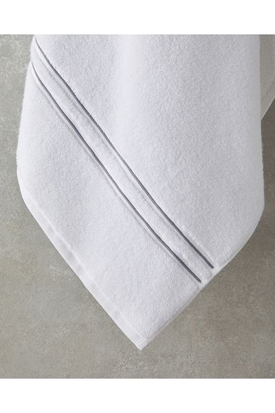 English Home White Embroidered Cotton Bath Towel - Chic Stripe, 90x150 cm
