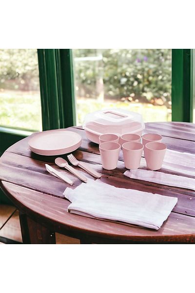 Üçsan 32 Piece Plastic Picnic Set for 6 People - Lockable and Round Plate
