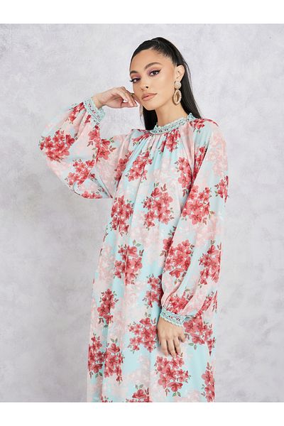 Styli Lace Detail Floral Print Shift Maxi Dress