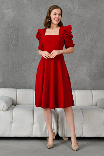 lovebox Kadın Kırmızı Krep Kumaş Kısa Kollu Kare Yaka Midi Boy Kırmızı Abiye Elbise 080