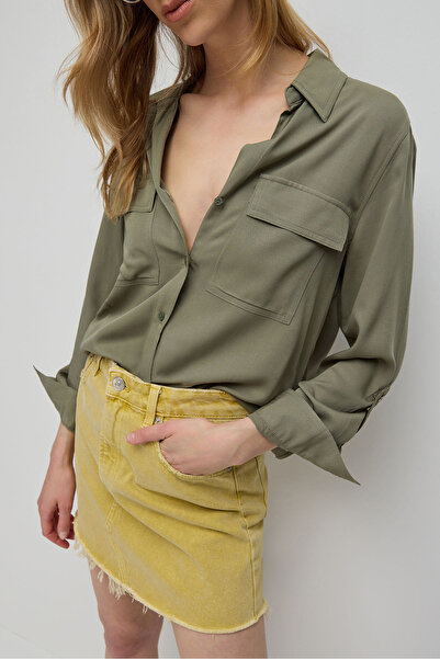No Matter What Flowy Shirt with Pocket Detail