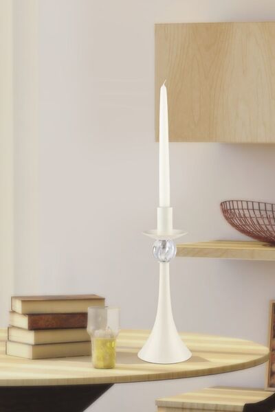 Begüsa Akay Mumluk Beyaz