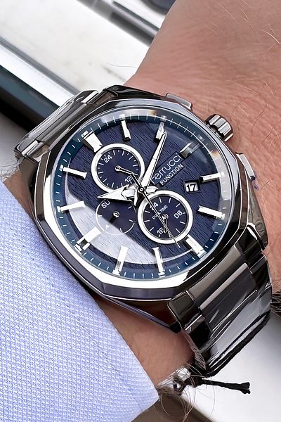 Ferrucci Men's Waterproof Smoke Colored Steel Cord Wrist Watch - Gift Bracelet FRE2047C1