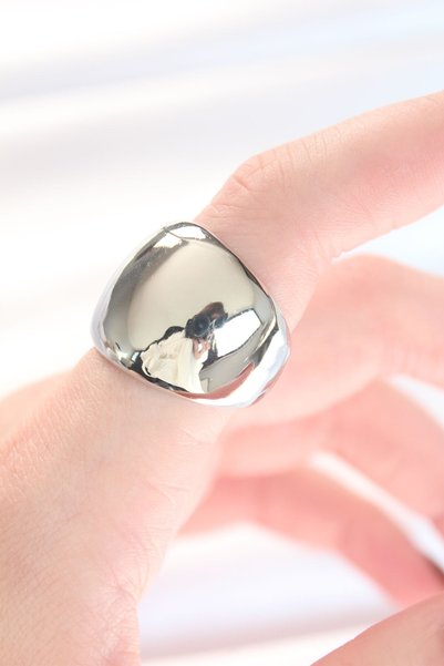 Acousticworld Adjustable Curved Silver Mirror Ring