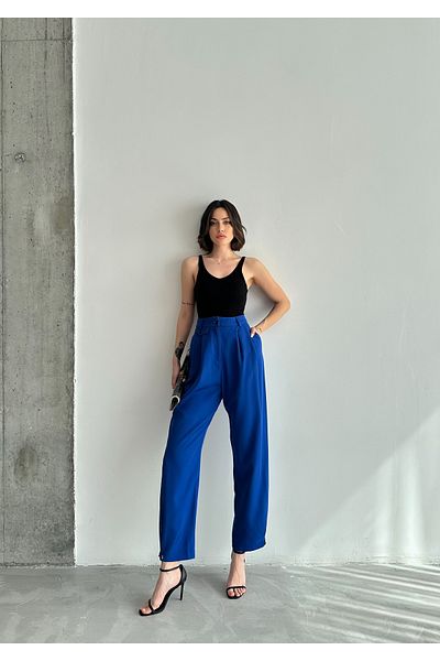 Perryes Pleated Leg and Button Detailed Women's Shalwar Model Trousers