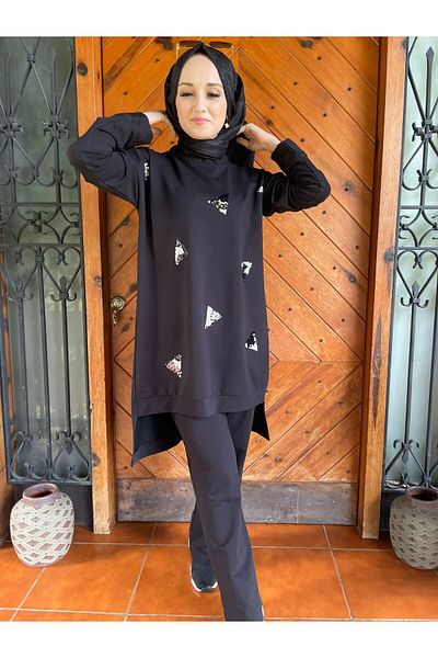 AYSUN AYDEMİR Black design hijab tracksuit with triangle sequin detail