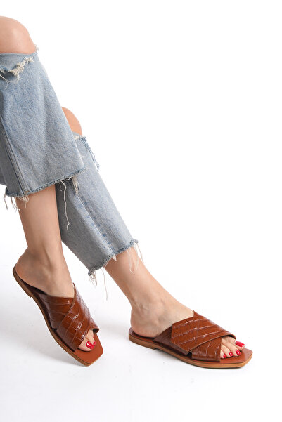 BodrumSandals El Yapımı Hakiki Deri Croco Taba Kadın Terlik - M2148