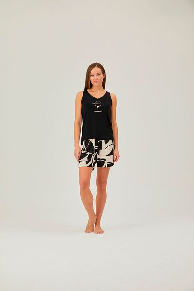 Pamuk & Pamuk Geometric Patterned Black Shorts Pajama Set