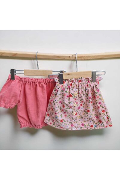 BEBEĞİME ÇORAP Madonna Collar Muslin Blouse & Floral Pattern Buttoned Skirt Set
