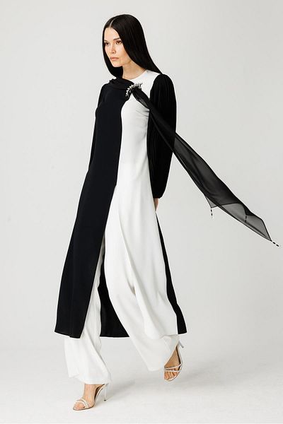 Esswaap Pleated Sleeves and Shawl Detailed Front Slit Trousers Set - Ecru