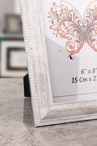 Seniste Berlin Glass Picture Frame White Antique With Adjustable Legs - Can Be Hanged on the Wall 15x21 Cm