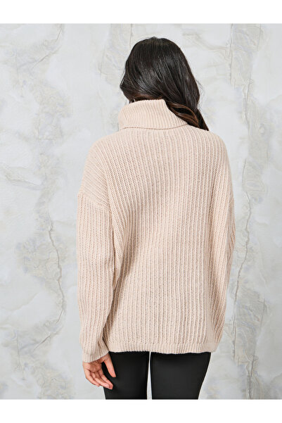 Styli Oversized Chunky Knit Turtle Neck Longline Sweater