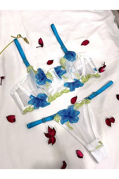 mendoza store White and Blue Floral Influencer Bra Set
