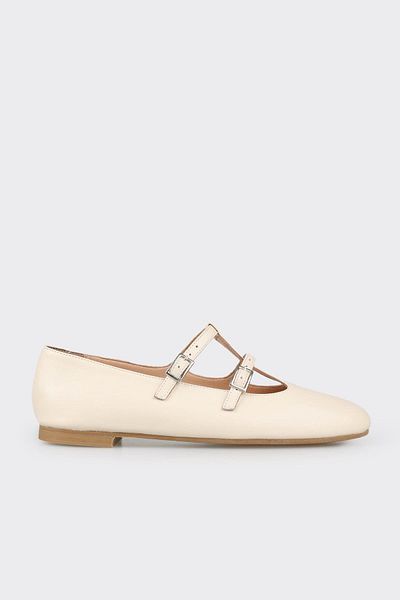 Elle Shoes حذاء كاجوال نسائي من الجلد إكرو