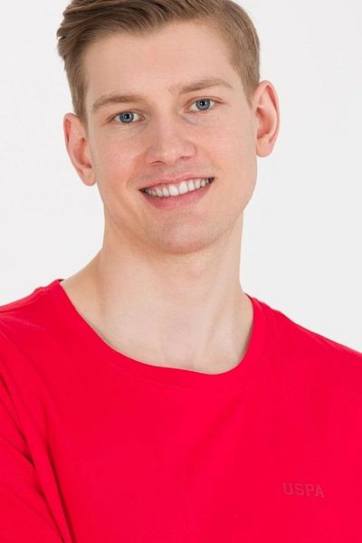U.S. Polo Assn. Men's Red Crew Neck Basic T-shirt