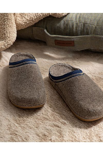 English Home Elisa Women's House Slippers - Comfortable and Stylish Design