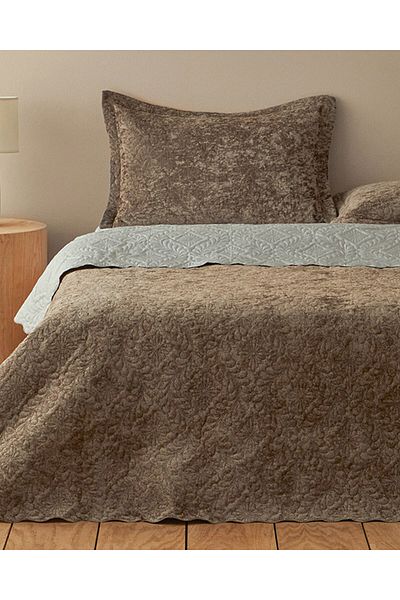 English Home Royal Charm Silver Velvet Double Bedspread Set