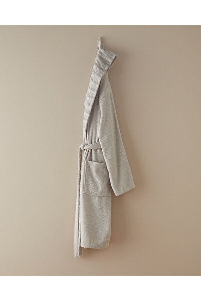 English Home Wolin Pamuk Bordürlü Bornoz Taş Rengi