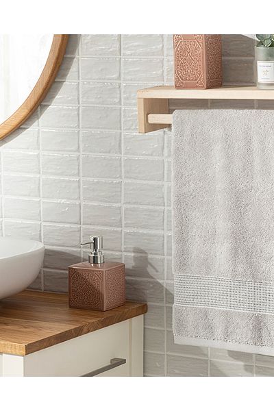 English Home Gray Deluxe Cotton Face Towel - Low Twist