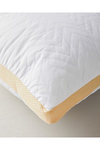 English Home Air Plus White-Gold Microfiber Pillow