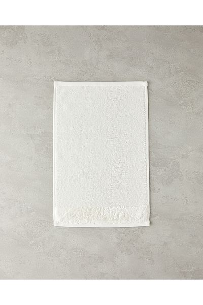 English Home Ecru Color Velvet Touch Cotton Hand Towel