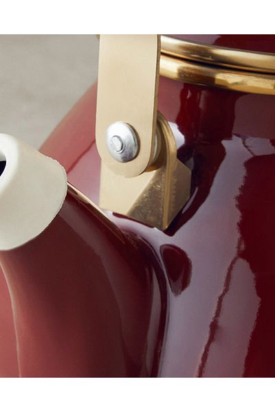 English Home Copenhagen Enameled 2 Liter Claret Red Teapot