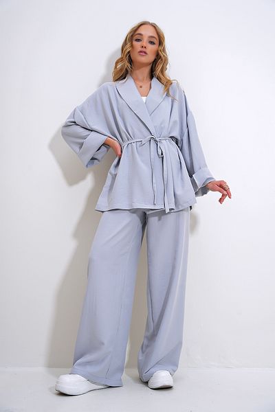 Trend Alaçatı Stili Gray Wrinkled Blazer Jacket and Top Set - ALC-X12433