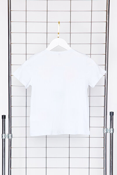 TRENDYOLKIDS Weißes Mädchen-T-Shirt aus Baumwolle mit Herz-Stickerei und detailliertem Kurzarm-T-Shirt TKDSS24TS00005