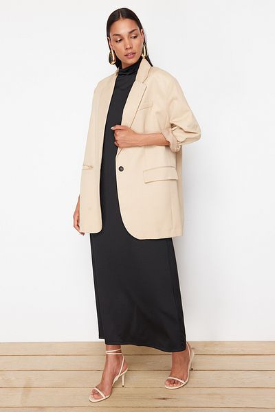 Trendyol Modest Schwarzes ärmelloses gefüttertes Kleid aus Scuba-Stoff - TCTSS24EB00230