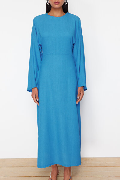 Trendyol Modest Rochie albastră tricotată cu mâneci spaniole/TCTSS23EB00210
