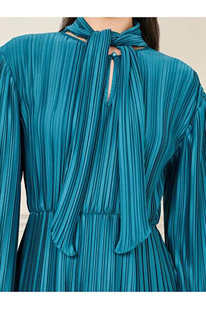 Styli Satin Pleated Tie Up Neck Tiered Maxi Dress