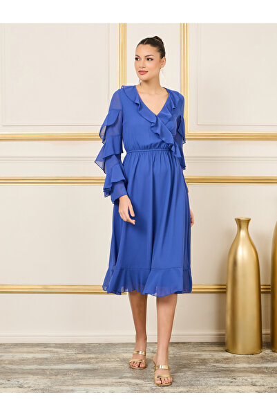 Styli فستان متوسط الطول بتفاصيل دولاب الموازنة على شكل حرف A