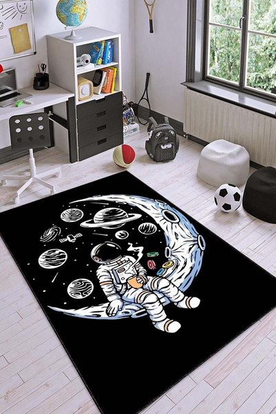 Viva Home Kaymaz Taban Makinede Yıkanan Aydaki Astronot Çocuk Halısı Ar1162