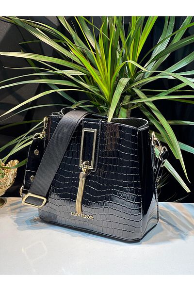 Levidor Levidor LEVDR.930126.SYHRGN - Faux Leather Om Hand and Arm Bag with Special Color Combination