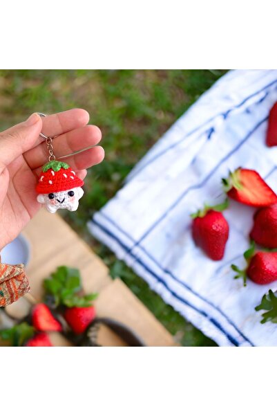 ayta kids clothing toys çilek şapkalı tavşan amigurumi anahtarlık