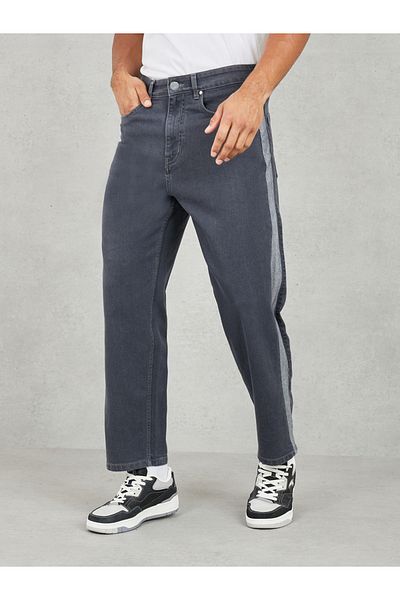 Styli Side Contrast Panel Loose Fit Jeans
