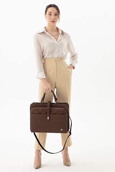 Sevinç Çanta حقيبة كمبيوتر محمول مبطنة للنساء