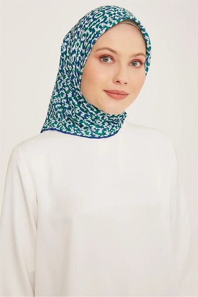 Armine Trend Scarf 7004 - 16 Model Cut