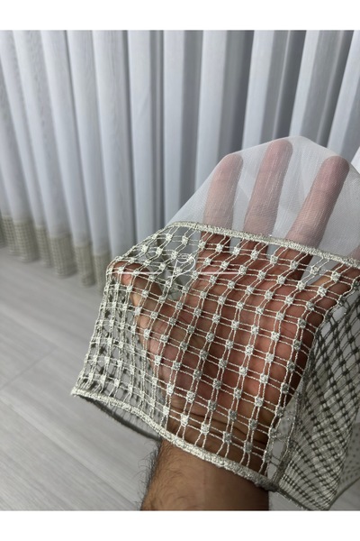 Emes , Lüks Aplik Etek İşlemeli Ekru Gold Tül, Salon ve Mutfak İçin, Kırışmaz, Ütüsüz.