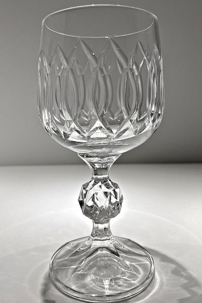 Bohemia مجموعة Sterna Crystal مكونة من 6 قطع من القهوة والنبيذ الأبيض - موديل بارادوكس 150 سم مكعب