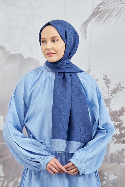 ARMANDA Indigo Chain Monogram Shawl