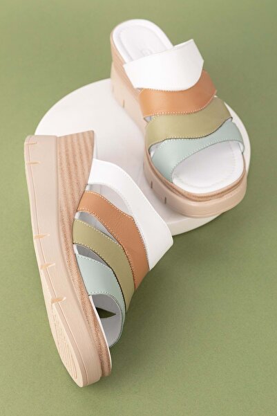 Gondol Kadın Hakiki Deri Platform Topuklu Rahat Günlük Terlik Tlh.1054