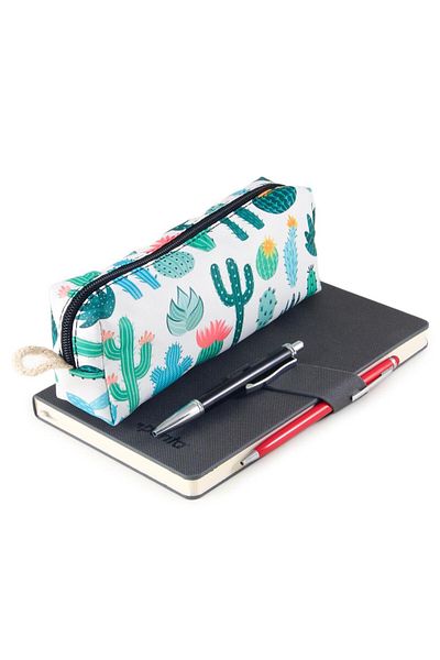 AlpCollection Green and White Cactus Patterned Zippered Makeup Bag