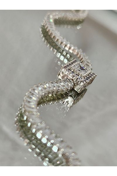 Eva Takı Waterway Baguette Model Bracelet - Stylish and Comfortable
