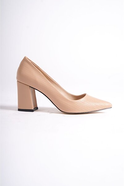 Shoesers Γυναικεία κλασικά καθημερινά παπούτσια στιλέτο με υφή με εμπριμέ δέρ...