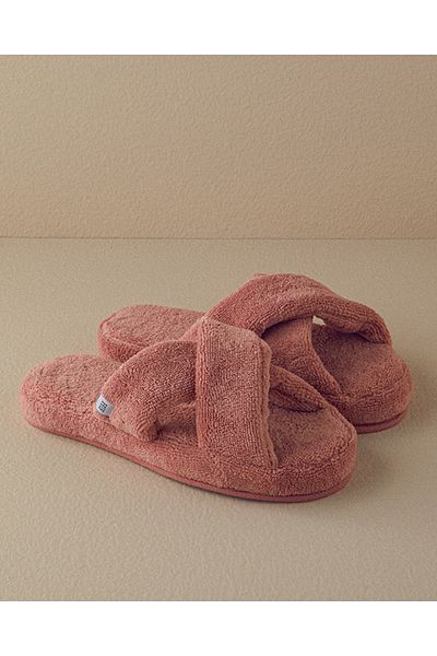 English Home Pink Crux Triga Bathroom Slippers