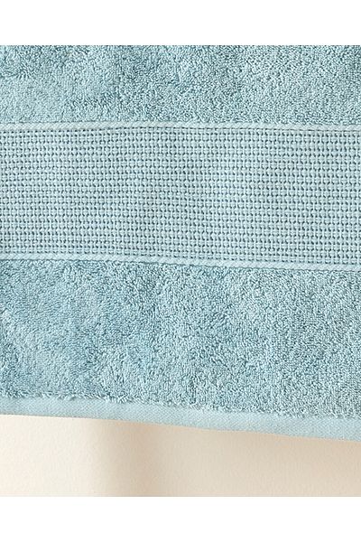 English Home Blue Deluxe Low Twist Bath Towel