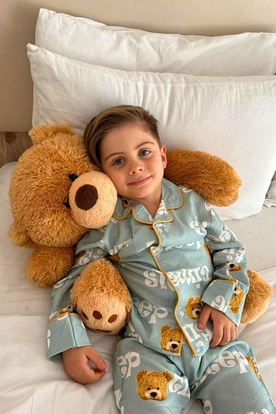 Pollito Set de pijamale unisex pentru copii, cu nasturi în față, cu model de ursuleț de pluș albastru