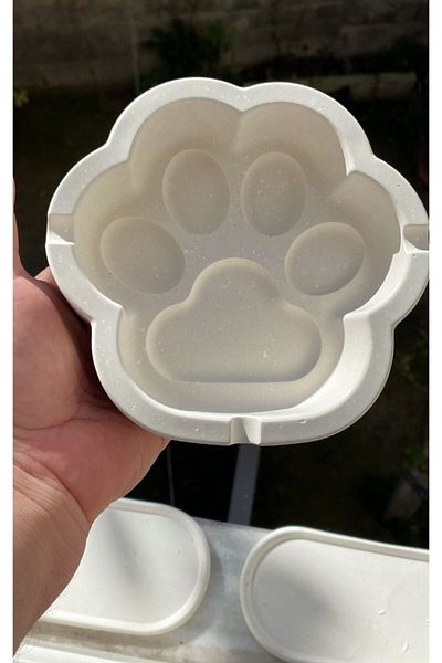 tohumtoprak Scrumieră din beton Paw brut nevopsit lacuit